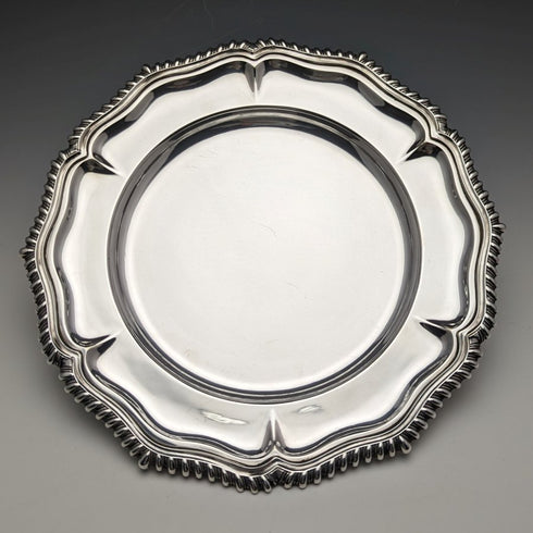 British vintage silver plate dessert plate pair diameter 21cm